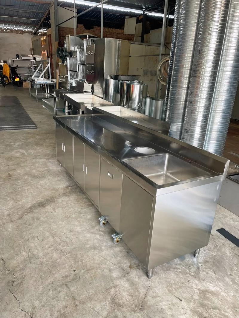 匠心鈑金，再鑄品質(zhì) 續(xù)寫(xiě)不銹鋼柜體的專(zhuān)業(yè)制造之旅